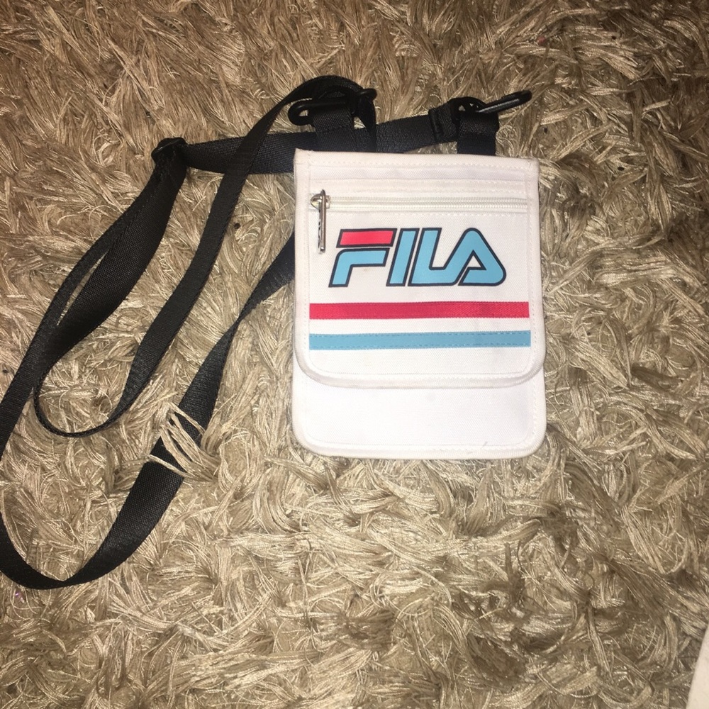 fila crossbody